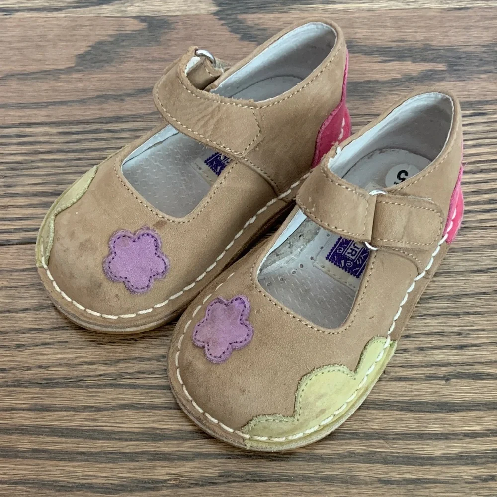 L’Amour Children's Tan Suede Mary Jane Shoes with Purple & Yellow Flowers